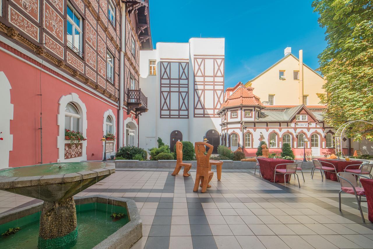 Hotel Three Lilies Inkl Aquaforum Františkovy Lázně Exterior foto